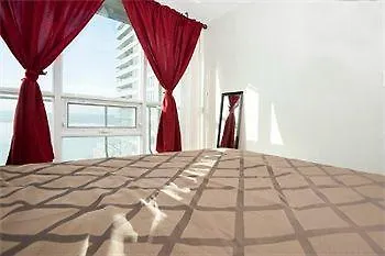 E.S.I Furnished Suites At The Acc Toronto Canada